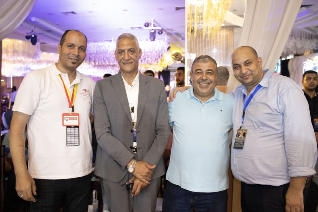المؤتمر 8
